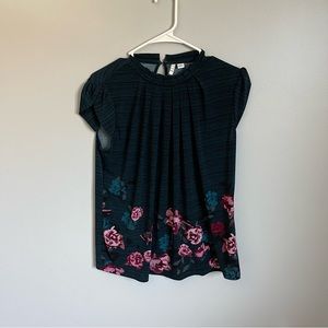 GUC Womens size S Elle blouse